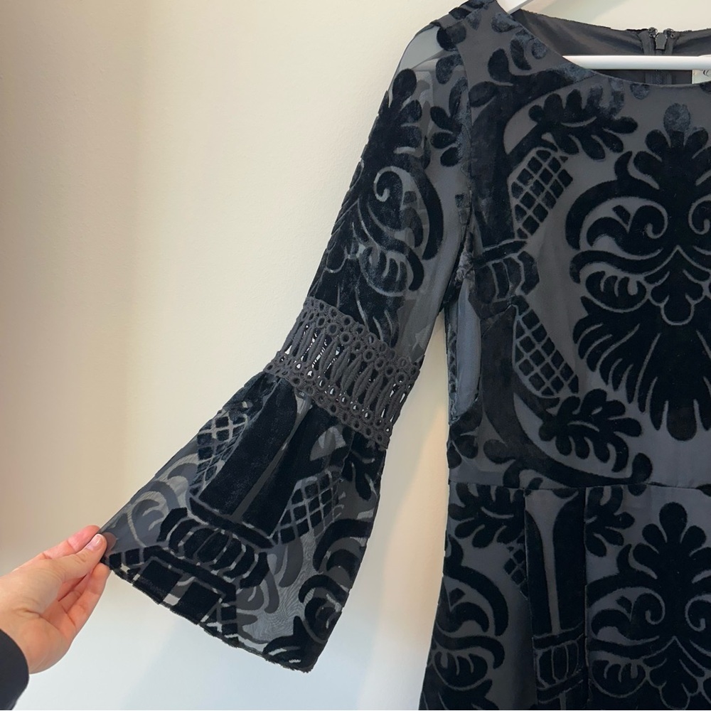 Eliza J black burnout velvet bell-sleeve fit flare cocktail dress Mini Formal - Picture 4 of 12